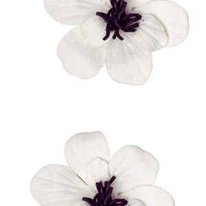 Calma — Aretes florales con pétalos amplios